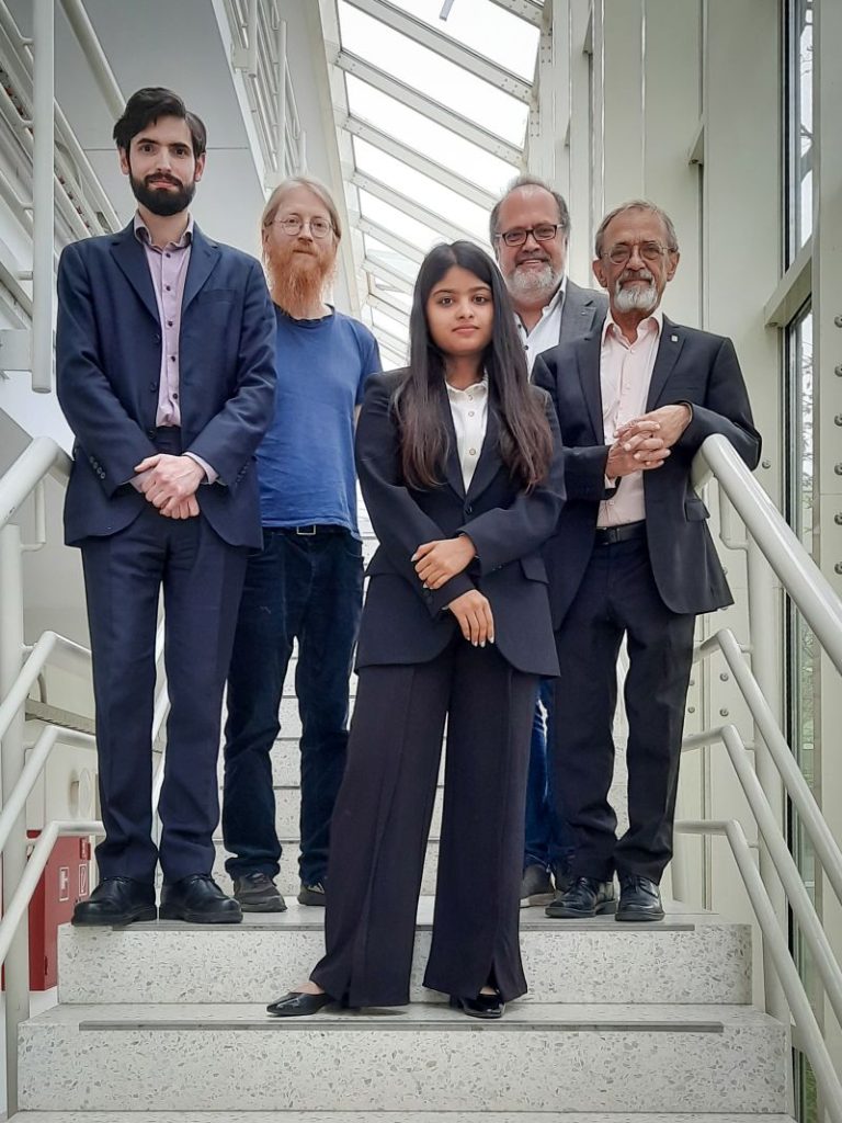 The thesis was supervised by Dr Miguel Heredia Conde, (front left) and Prof Joachim Ender (front right), they were joined by ZESS Professors Ivo Ihrke (rear left) and Peter Haring Bolívar (rear right) for the defense.