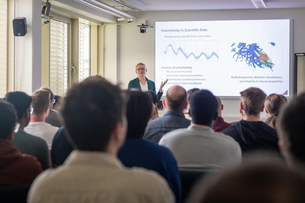 Dr Marina Evers during her Keynote "Visual Analytics for Uncertain Data" at ZESS PhD Research Forum 2025 [Photo: Jan Söhlke]