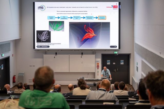 Plenary Speaker Prof Patrick Mounaix (Université de Bordeaux) at the French German THz Conference 2025 at ZESS/University of Siegen [Photo: Jan Söhlke/ZESS, Uni Siegen]