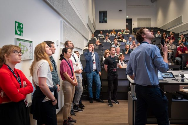 Elevator Pitches at the French German THz Conference 2025 at ZESS/University of Siegen [Photo: Jan Söhlke/ZESS, Uni Siegen]