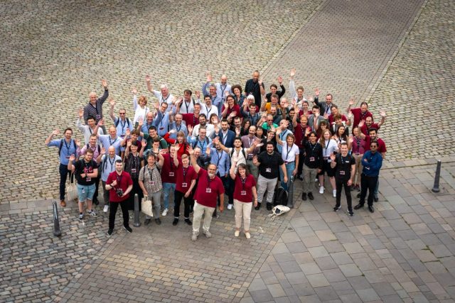 Participants of the French German THz Conference 2025 at ZESS/University of Siegen [Photo: Jan Söhlke/ZESS, Uni Siegen]